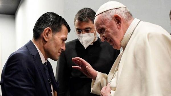 دیدار پاپ فرانسیس با پدر کودک سوری غرق شده