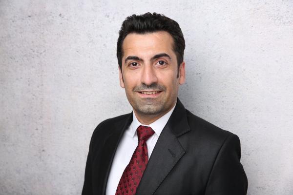 مخترع ایرانی - آلمانی صنعت هوا فضا را در جهان متحول کرد مخترع ایرانی ، آلمانی صنعت هوا فضا را در دنیا متحول کرد